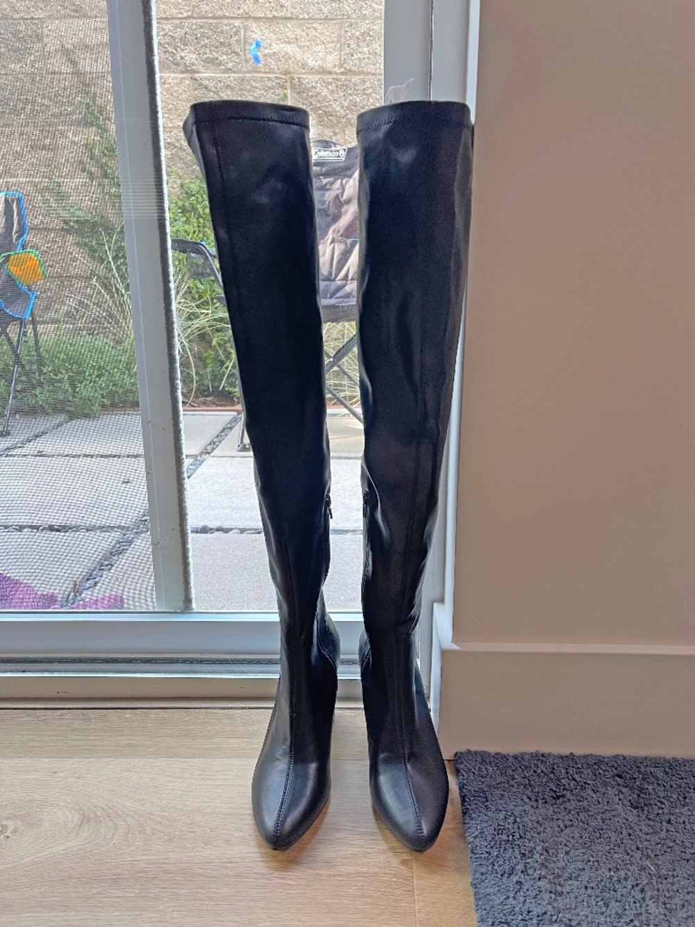 Forever 21 Black Chunky Block Heel Knee High Boots. Women’s Size 7 • NWOT